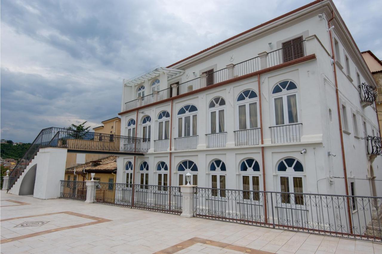 Palazzo Tilli Casoli  Zewnętrze zdjęcie