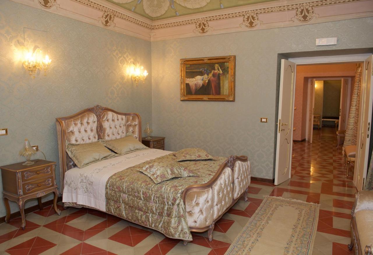 Palazzo Tilli Casoli  Zewnętrze zdjęcie